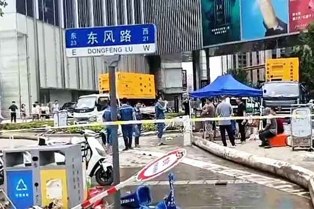 福州李灿健康评估与管理有限公司排涝突击队在排涝现场